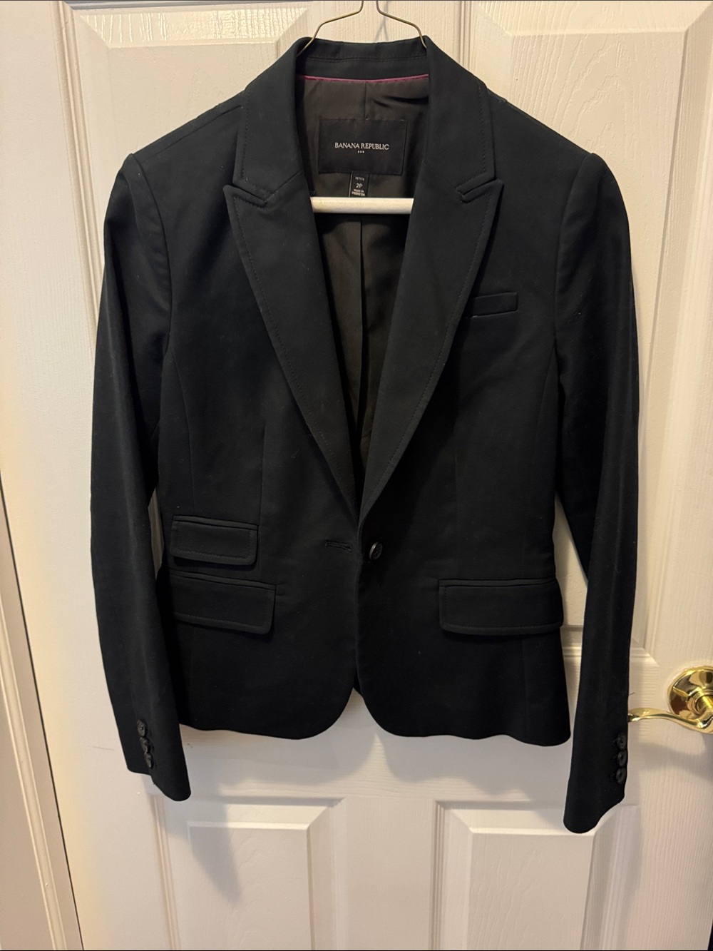 Banana Republic Women's Black Tailored Blazer - Single Button